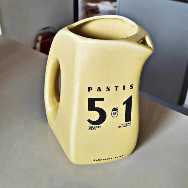 Pichet publicitaire vintage Pastis 51 en céramique – vue de face