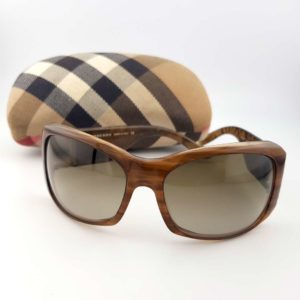 Lunettes Burberry B4037 vintage avec monture écaille et étui tartan